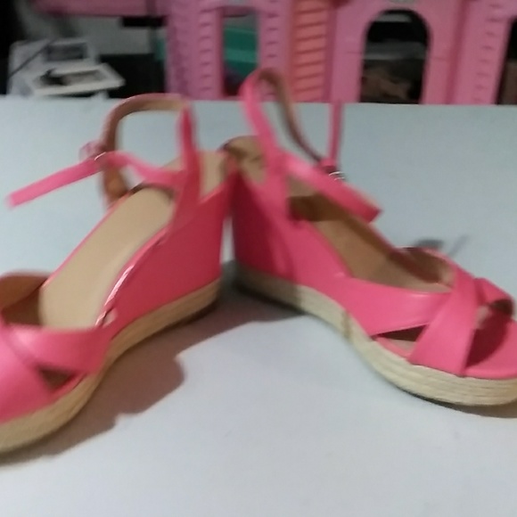 Heels - Picture 2 of 2